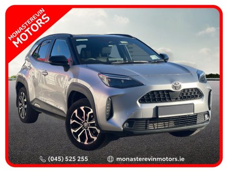 2025 Toyota Yaris Cross - thumbnail 1