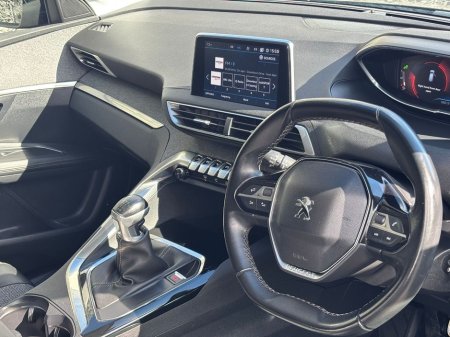 2019 Peugeot 3008 - thumbnail 15