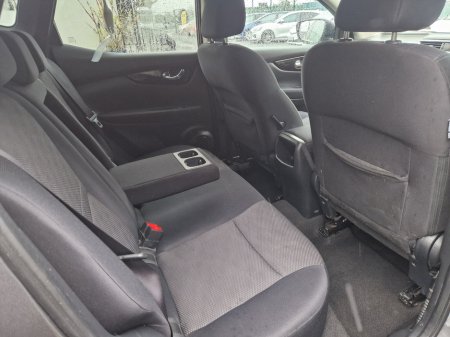 2015 Nissan Qashqai 1.5 DSL SV PREMIUM €7,950 thumbnail