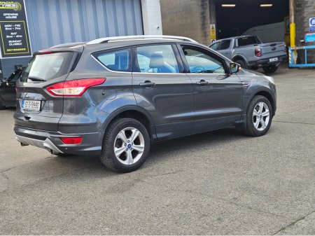 2015 Ford Kuga - thumbnail 9
