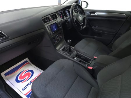 2013 Volkswagen Golf 1.6 TDI 105BHP BLUEMOTION €9,950 thumbnail