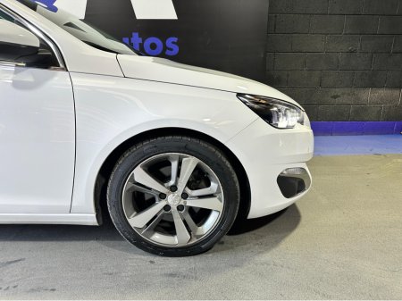 2016 Peugeot 308 ALLURE 2.0 HDI-AUTOMATIC-LOW MILES €12,450 thumbnail