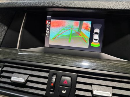 2014 BMW 5 Series - thumbnail 20