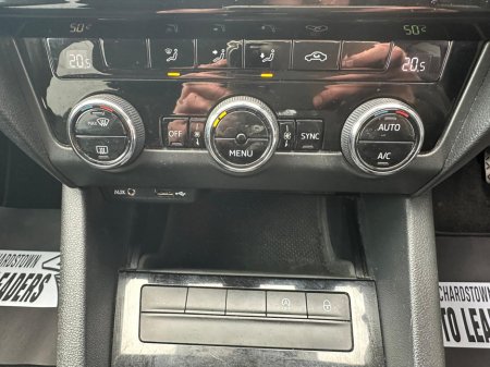 2017 Skoda Octavia - thumbnail 24