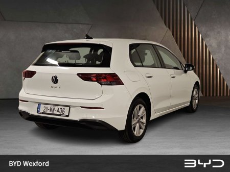 2021 Volkswagen Golf 2.0 TDI 115HP Life €21,975 thumbnail