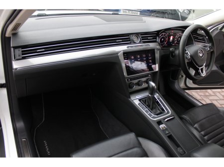 2019 Volkswagen Passat 2.0TDI 150BHP ALLTRACKEDITION 5DR ESTATE AUTOMATIC // STUNNING CAR WITH ONLY 108, 000 KMS // BUY WITH CONFIDENCE AA AND SIMI APPROVED DEALER 2025 // FINANCE ARRANGED // ALL TRADE INS WELCOME // €23,950 thumbnail
