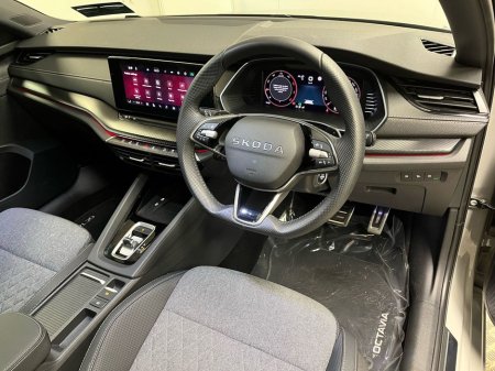 2025 Skoda Octavia - thumbnail 8