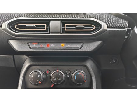 2024 Dacia Sandero Stepway Expression TCE 90 NBI-AS NEW WITH FACTORY WARRANTY-10" SCREEN-A/CY-2027-6 SPEED €18,450 thumbnail