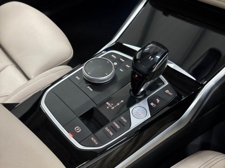 2021 BMW 3 Series - thumbnail 10