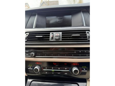 2016 BMW 5 Series - thumbnail 10