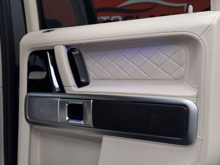 2025 Mercedes-Benz G Class - thumbnail 29