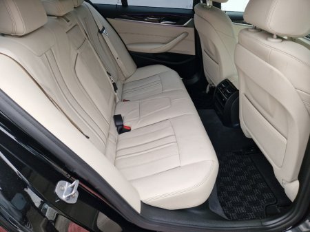 2018 BMW 5 Series - thumbnail 24