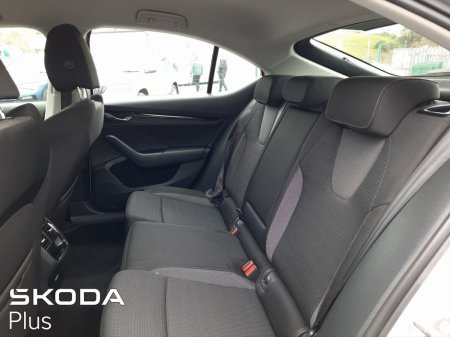 2023 Skoda Octavia - thumbnail 7