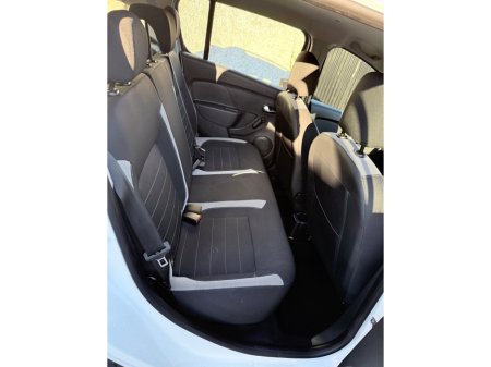 2020 Dacia Sandero Stepway - thumbnail 15