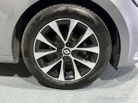 2023 Renault Clio - thumbnail 21