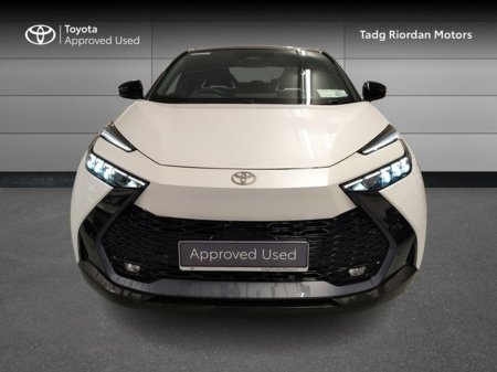 2025 Toyota C-HR PHEV SOL €45,750 thumbnail