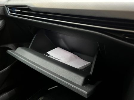 2024 Volkswagen Golf - thumbnail 17