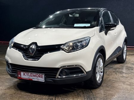 2017 Renault Captur 1.2 PETROL AUTO - CRUISE CONTROL - HEATING / AC CONTROLS - ALL ELECTRIC WINDOWS €14,450 thumbnail
