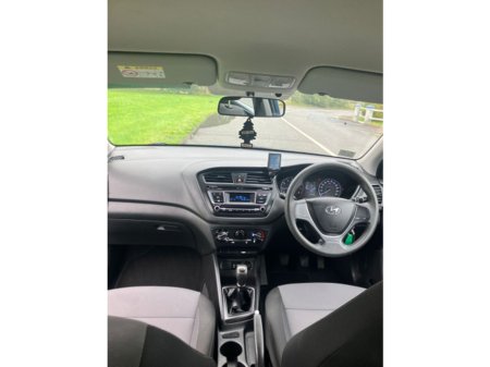 2017 Hyundai i20 ACTIVE PETROL CLASSIC 5DR €9,750 thumbnail