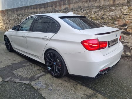 2017 BMW 3 Series 330e M Sport €14,499 thumbnail