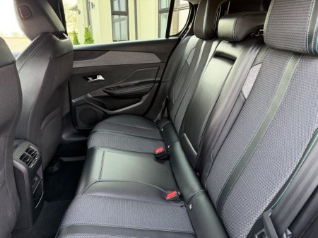 2023 Peugeot 308 - thumbnail 18