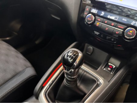 2017 Nissan Qashqai - thumbnail 7