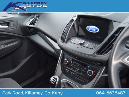 2019 Ford Kuga TITANIUM 1.5 TDCI 120PS 4DR MAN €17,950 thumbnail