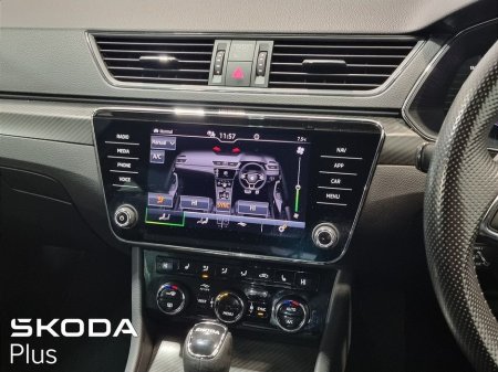 2023 Skoda Superb - thumbnail 19