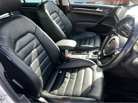 2017 Volkswagen Golf - thumbnail 10