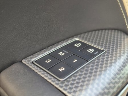 2022 Land Rover Range Rover Sport 2.0 P400E HSE €54,995 thumbnail