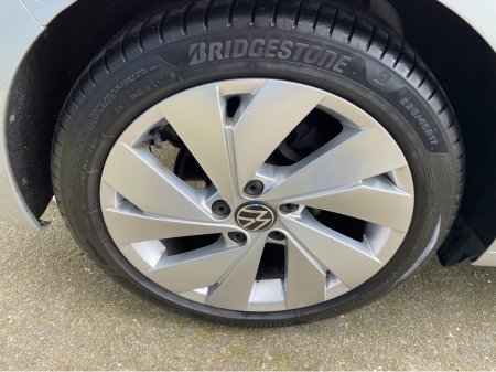 2021 Volkswagen Golf 211 STYLE 2.0 TDI  5DR LEATHER HIGH SPEC! €24,995 thumbnail