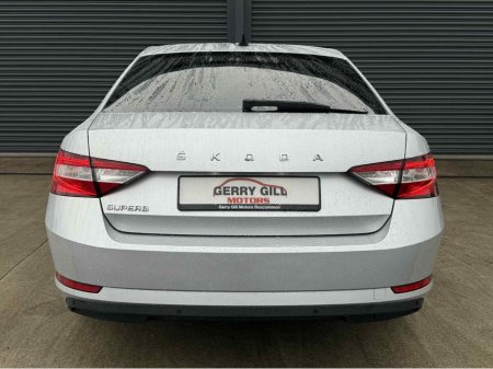 2023 Skoda Superb AMBITION 2.0 TDI 150HP 5DR €29,950 thumbnail