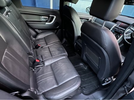 2018 Land Rover Discovery 2.0 TD4 SE 180 180PS 7SEATS AUTO €19,950 thumbnail