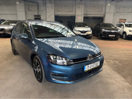 2017 Volkswagen Golf - thumbnail 2