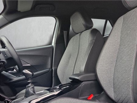 2024 Peugeot 2008 - thumbnail 15