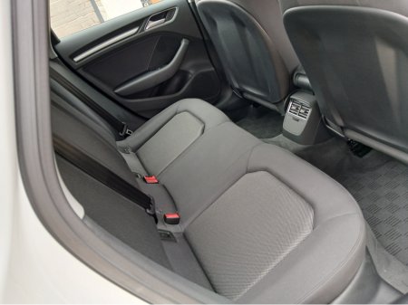 2018 Audi A3 Saloon - thumbnail 5