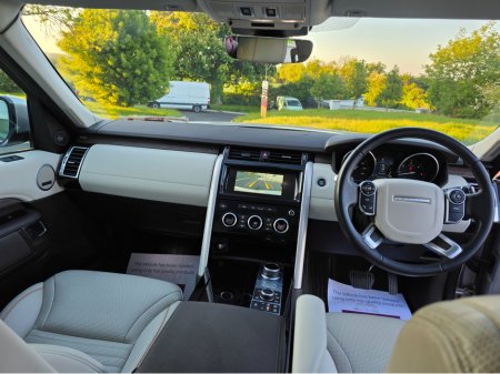 2017 Land Rover Discovery - thumbnail 19