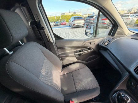 2018 Ford Transit Connect - thumbnail 23