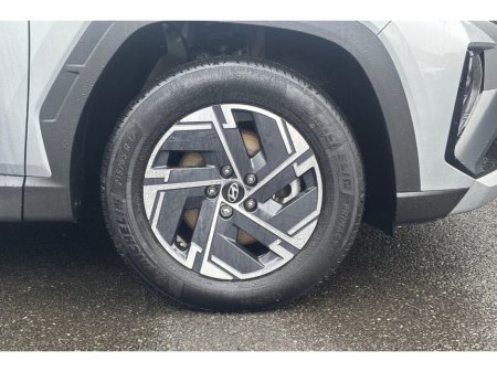 2025 Hyundai Tucson NX4 T-GDI ADVANCE €39,143 thumbnail
