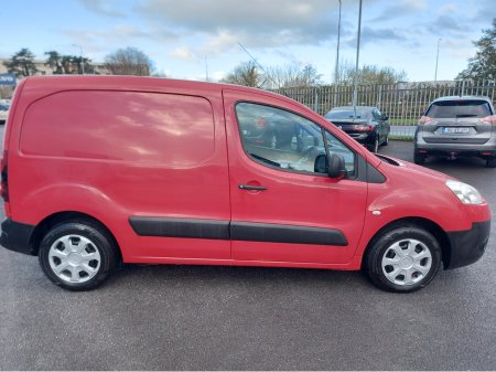2013 Peugeot Partner ACCESS 1.6 HDI 75 PANE PANELED 4DR *TRADE ONLY* €2,750