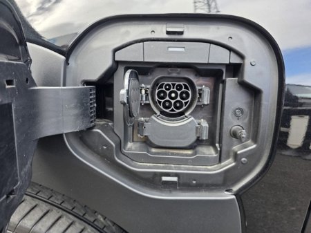 2024 Toyota bZ4X - thumbnail 6