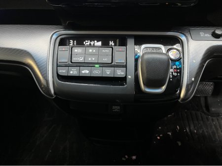 2020 Honda Stepwagon €29950 2020 HONDA STEPWAGON EHEV SPADA G SENSING 7 SEATS 2.0 AUTOMATIC / CRUISE CONTROL / REVERSE CAMERA / AUTOMATIC DOORS €29,950 thumbnail