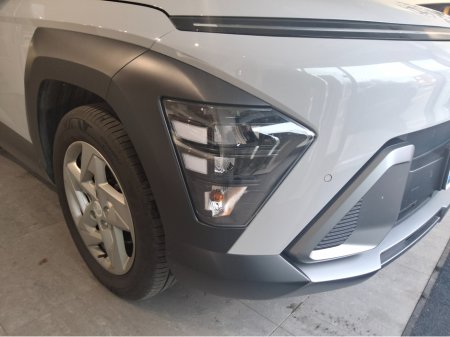 2024 Hyundai Kona - thumbnail 5