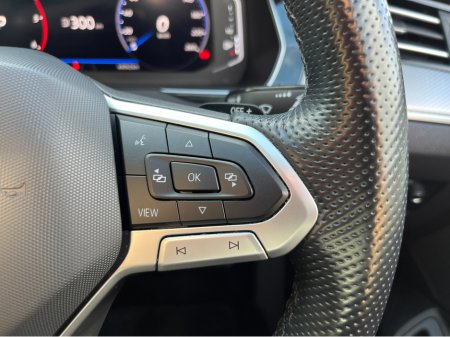 2021 Volkswagen Passat - thumbnail 26