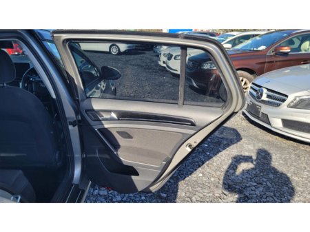 2013 Volkswagen Golf - thumbnail 6