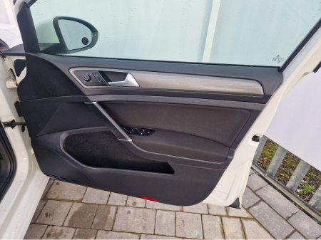 2013 Volkswagen Golf 1.2 PETROL AUTO €9,995 thumbnail