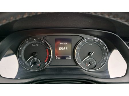 2021 Skoda Octavia - thumbnail 10