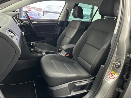 2019 Volkswagen Golf *VOLKSWAGEN GOLF* *DSG* *LOW MILEAGE* *PRONAV WIDE SCREEN* *AUTO LIGHTS* *DLA* *DIGITAL DASH* *REVERSE CAMERA* **FINANCE AVAILABLE* *TRADE INS WELCOME* €19,950 thumbnail