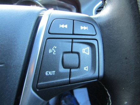 2016 Volvo XC60 2.0 D4 R-design NAV 190BHP 5DR €15,950 thumbnail