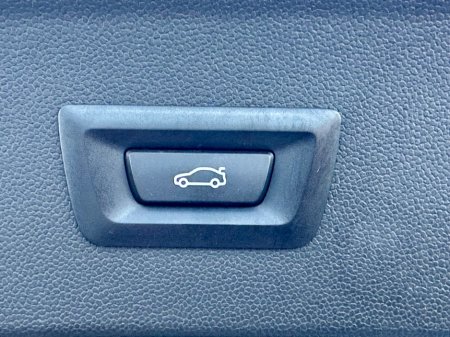 2025 BMW iX - thumbnail 19